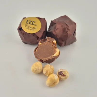 Lee milk choklad med hasselnöt