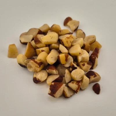 Hasselnötter halv