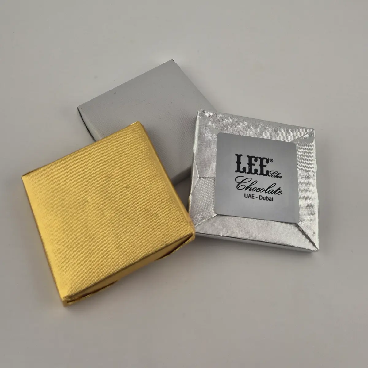 LEE Milk Chocolate with Hazelnut (5x5 cm)